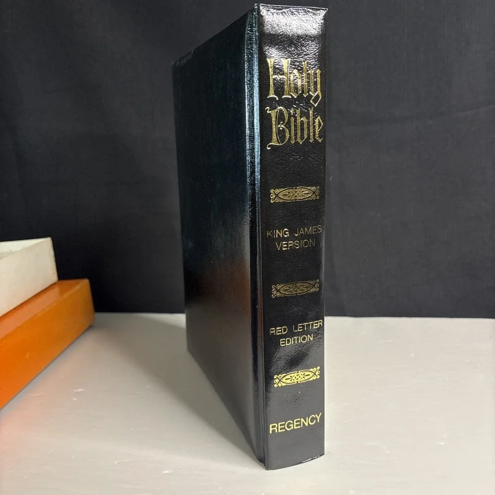 Vintage Regency Classic Family Holy Bible Thomas Nelson KJV Black Gold 709